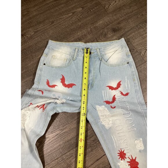 Mens Light Blue Denim Jeans With Red Bat & Skeleton Print Size 28 Streetwear NEW - Picture 7 of 12